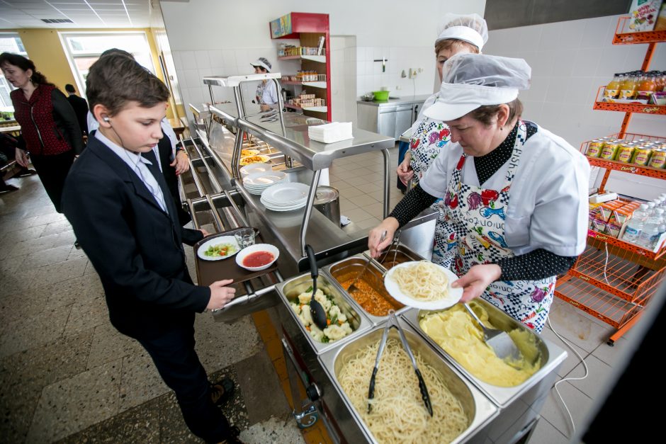 Išbandytas naujas maitinimo modelis Kauno rajono mokyklose: ar pasiteisino?