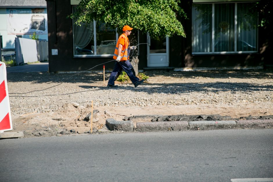 Akyli kauniečiai piktinasi miesto negerovėmis, tačiau kartais – visai be reikalo