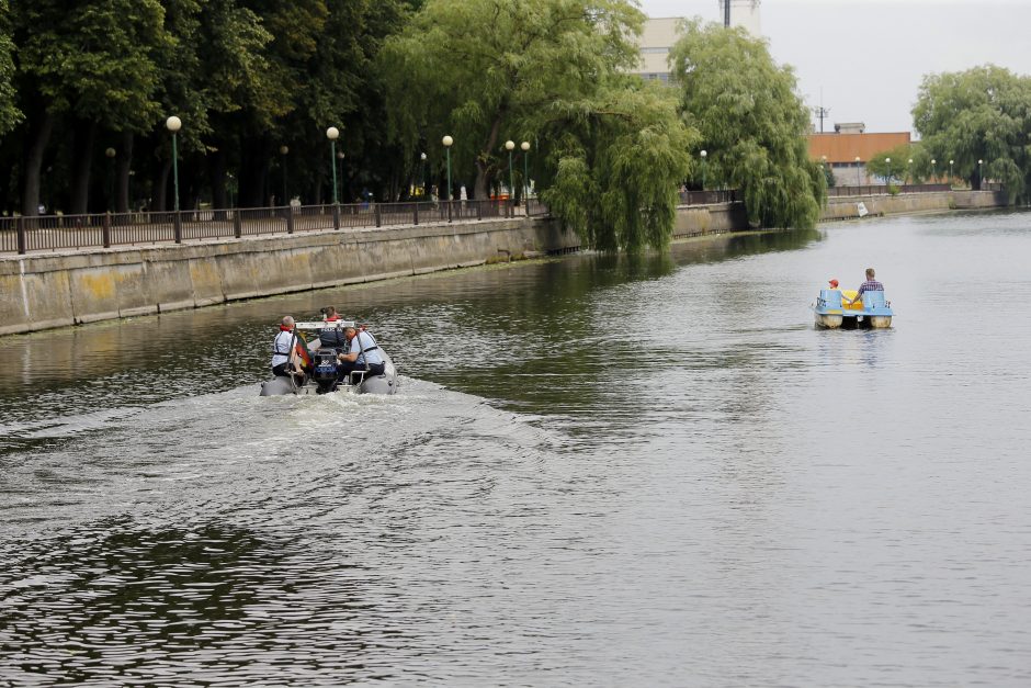 Vandens dviračiais plaukiojantiems poilsiautojams – griežtesnė kontrolė