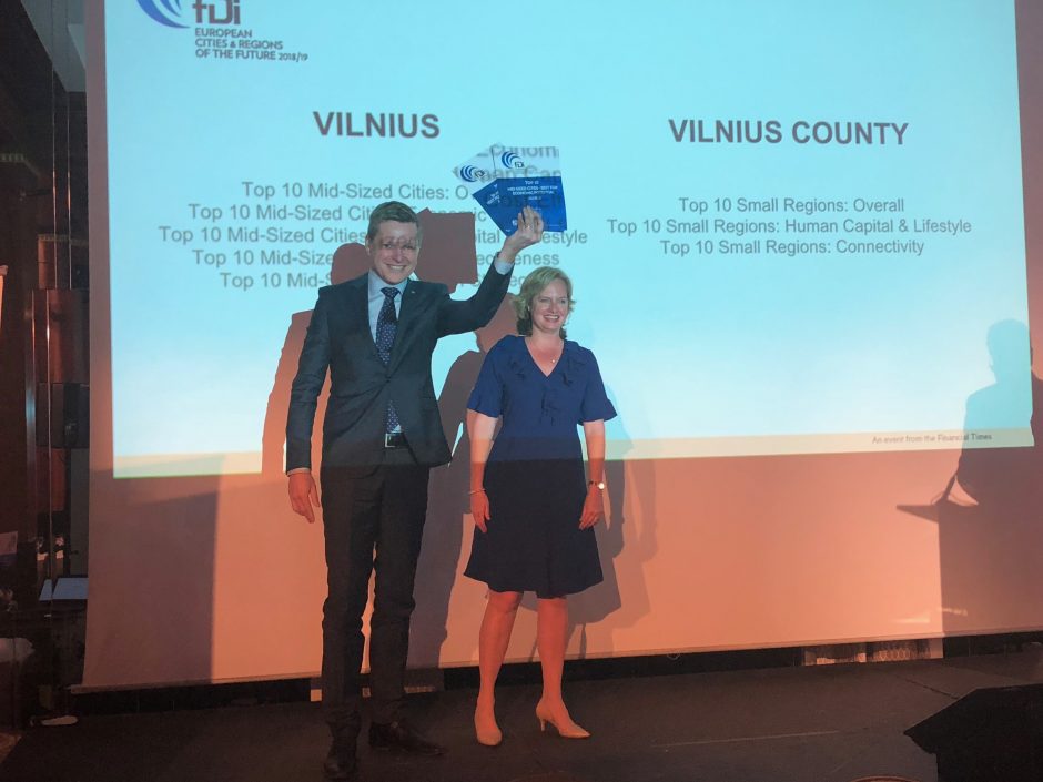 Vilniaus triumfas Kanuose: atsiėmė apdovanojimą kaip ateities miestas
