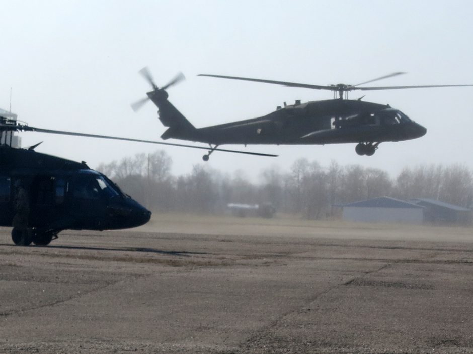 S. Dariaus ir S. Girėno aerodrome tūpė JAV sraigtasparniai