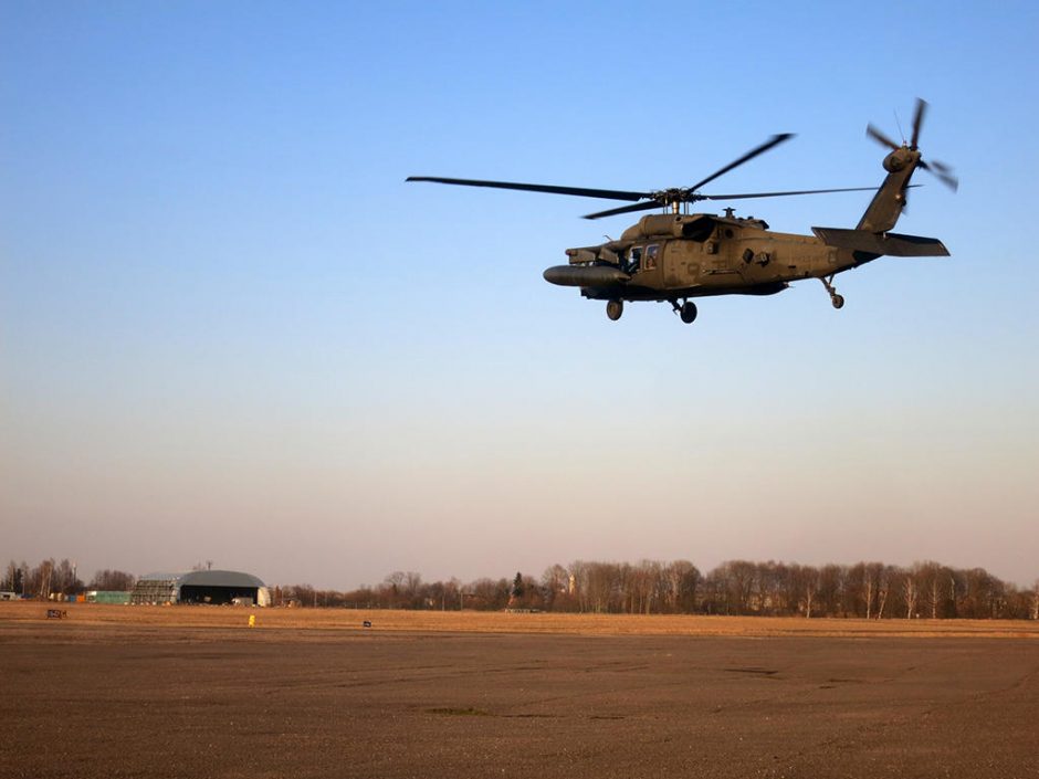 S. Dariaus ir S. Girėno aerodrome tūpė JAV sraigtasparniai