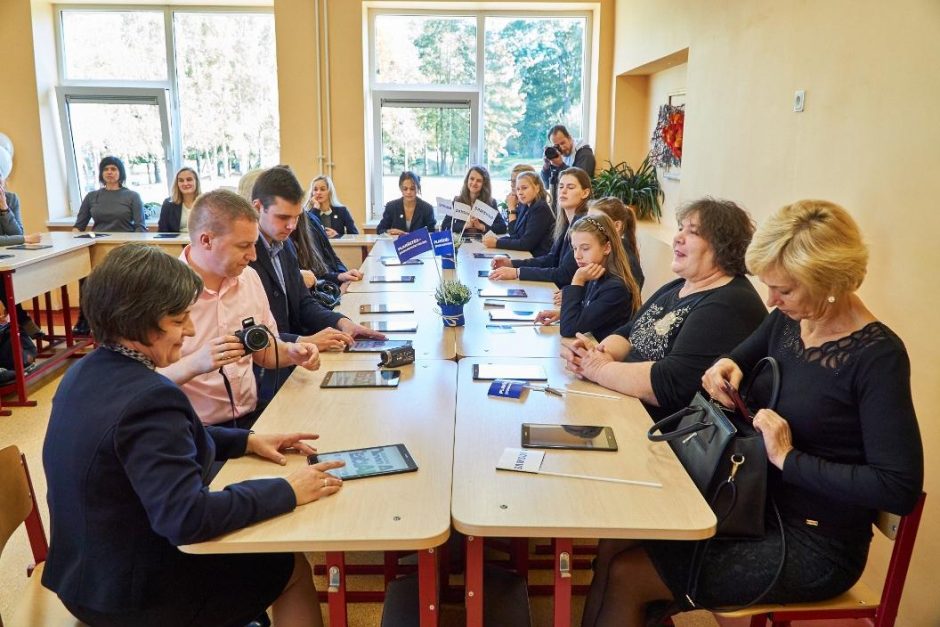 Gimnazistams išmaniąją klasę „uždirbo“ jų mokytojai