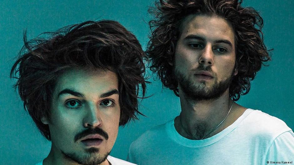 Lietuvoje koncertuosiantys „Milky Chance“ pristatė naują vaizdo klipą