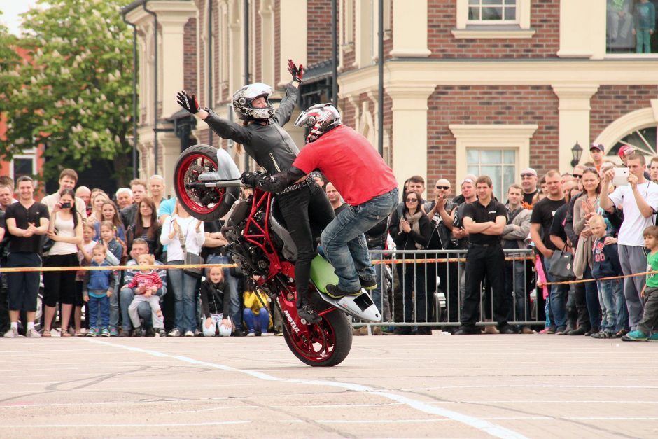 Baikeriai sezoną atidarys išskirtiniu motociklų šou