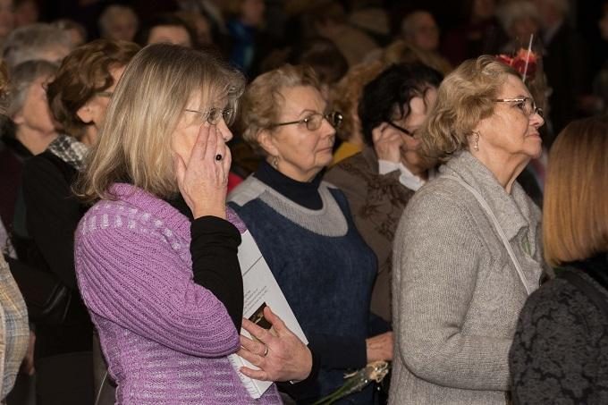 Aktorės R. Staliliūnaitės gerbėjai vos sutilpo salėje