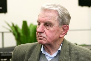 Poetui J.Marcinkevičiui – J.Aisčio premija