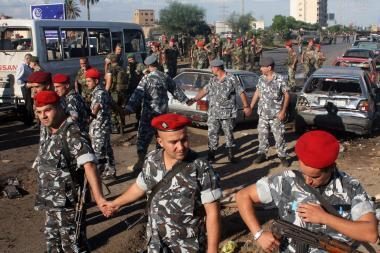 Tripolyje susprogdintas autobusas su kareiviais