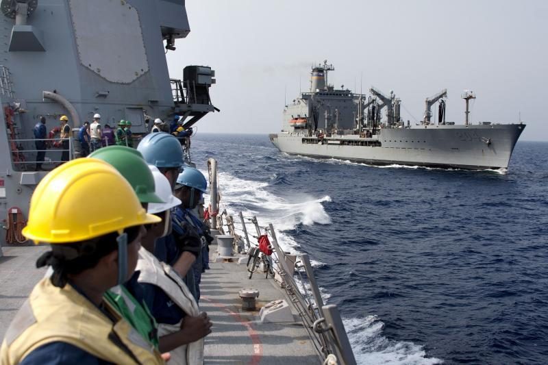 JAV kariniam laivui Persijos įlankoje apšaudžius laivelį, žuvo žvejys