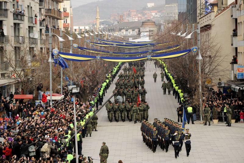 Kosovas mini „nesugriaunamos“ nepriklausomybės penktąsias metines