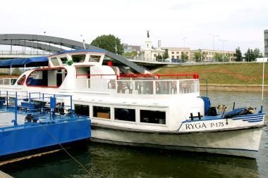 Vilnius neatsisako laivybos Neries upe