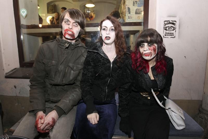 Zombių paradas trumpam pažadino snaudžiantį miestą
