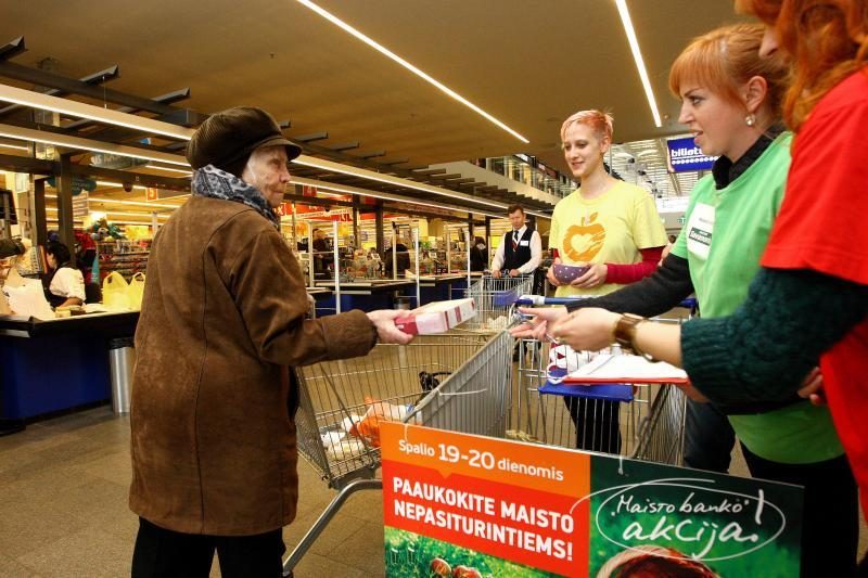 „Maisto bankui“ paaukota produktų už beveik pusę milijono eurų