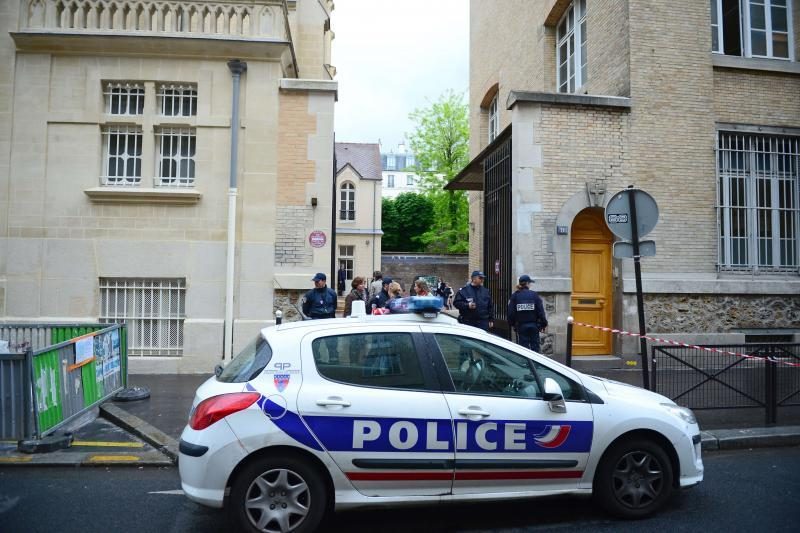 Paryžiuje vyras nusišovė darželinukų akivaizdoje (atnaujinta)