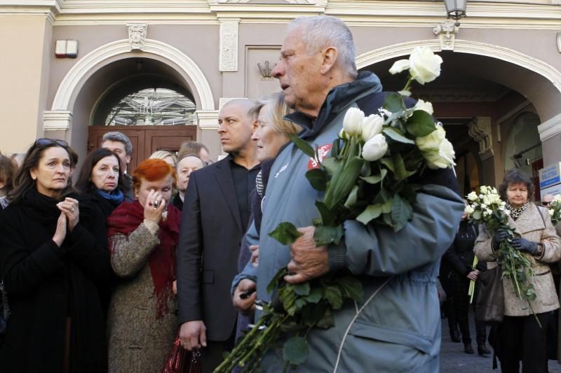 V. Šapranauskas palydėtas į paskutinę kelionę 