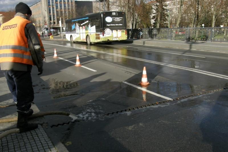 Klaipėdos Biržos tiltas ruošiamas pakėlimui