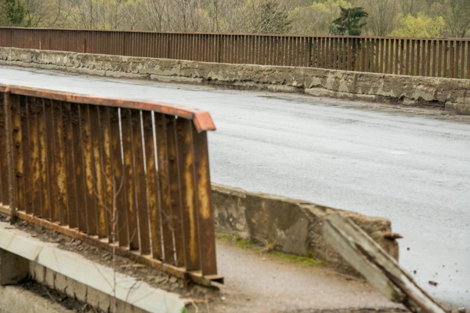 Kauno rajone kapitaliniam remontui uždaromas viadukas per geležinkelį