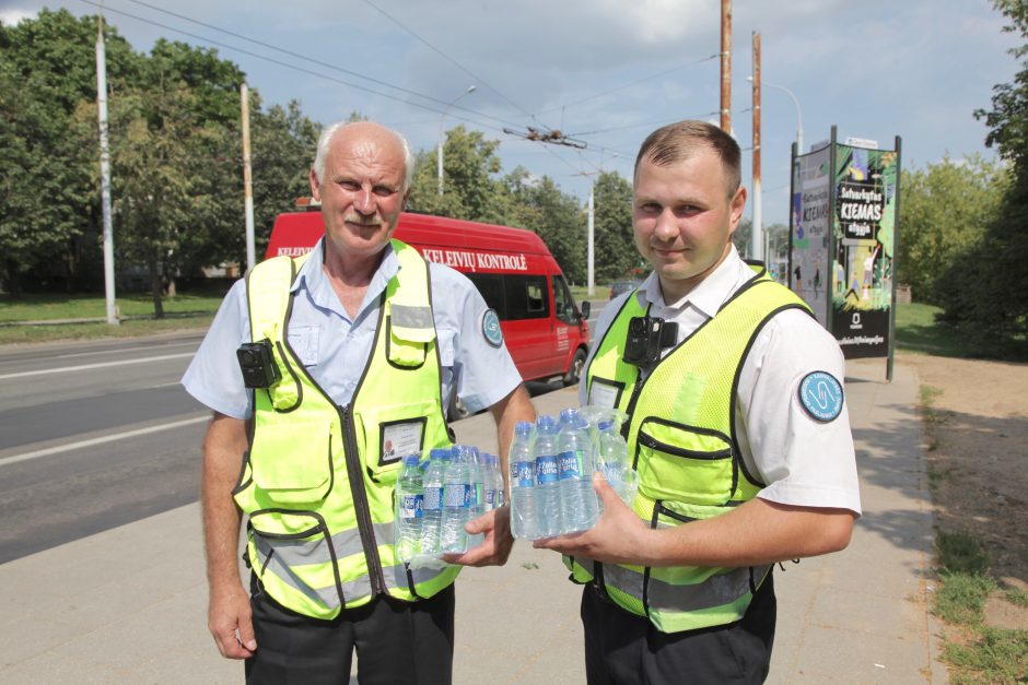 Pragariškai karšta ir miesto transporte: kondicionierius – dar retenybė