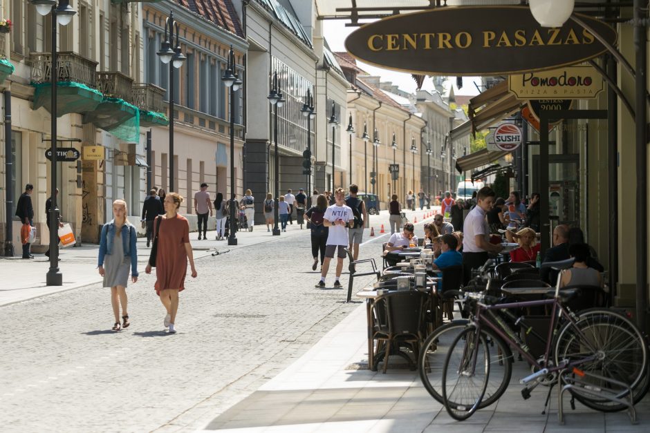 Išgražėjusioje Vilniaus gatvėje – pramogos ir gyvo garso koncertai