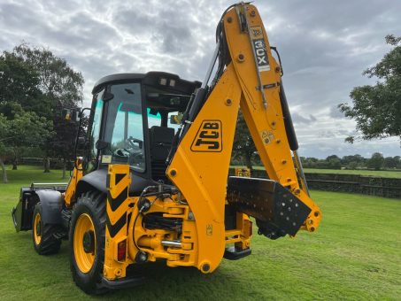 Skelbimas - 2010 JCB 3cx