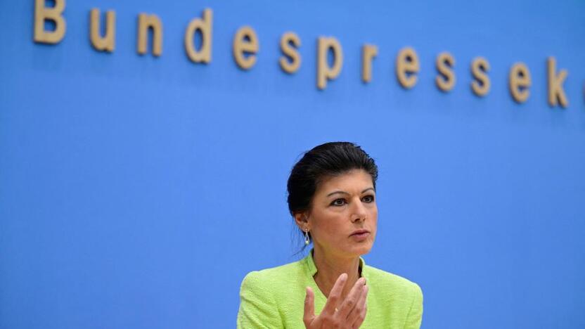 S. Wagenknecht.