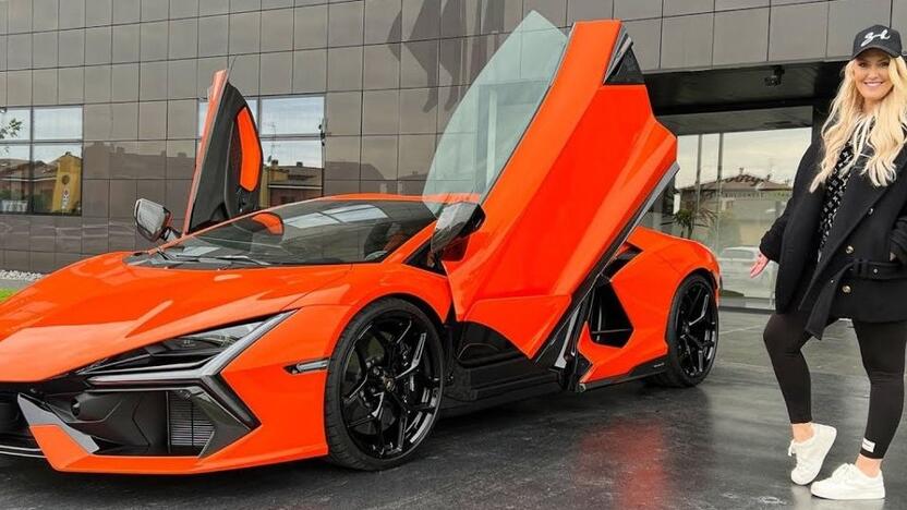 Sėkmė: „Lamborghini“ per pastaruosius 1,5 metų sulaukė pozityvaus postūmio dėl trijų naujų modelių, vienas jų – hibridinis „Revuelto“.