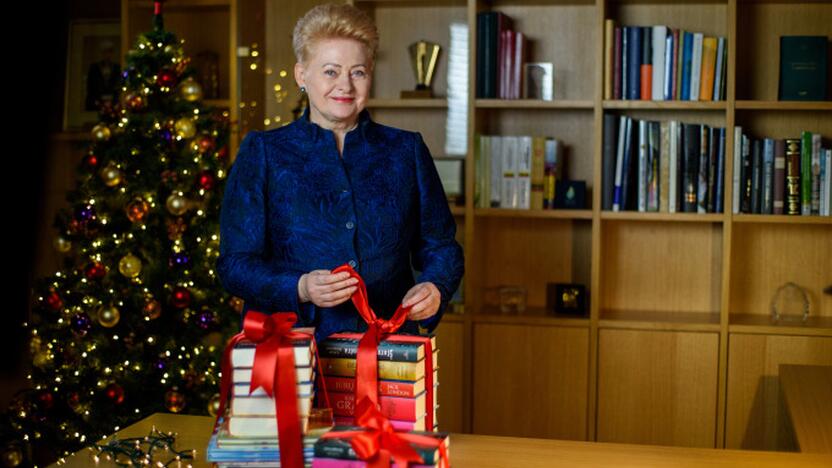 D. Grybauskaitė kviečia į dešimtąsias Knygų Kalėdas.