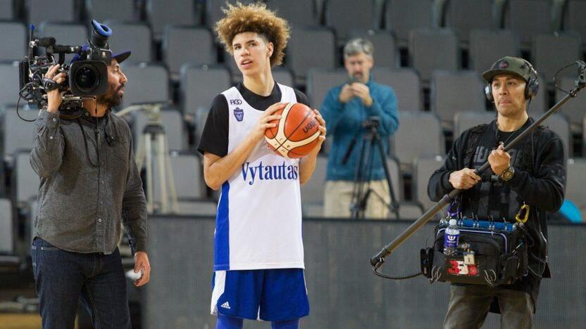 LaMelo Ballas.