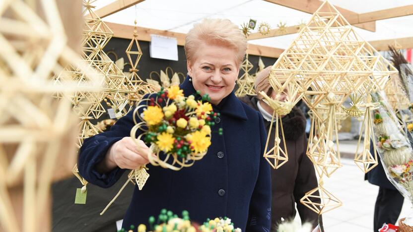 1956 m. gimė Lietuvos Respublikos prezidentė (nuo 2009 m. gegužės 17 d.) Dalia Grybauskaitė