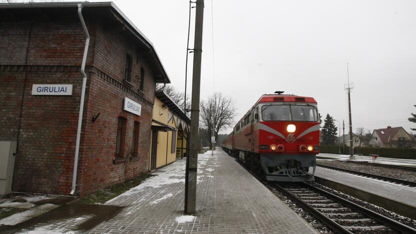 Nesilaiko: net ir prisijungusi prie Geros verslo praktikos, įvedant eurą, memorandumo bendrovė "Lietuvos geležinkeliai" nepaisė įsipareigojimų nedidinti kainų už tam tikras paslaugas.