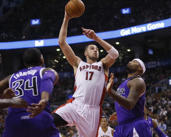 Toronto „Raptors“ krepšinio klubui J. Valančiūnas pelnė 14 taškų