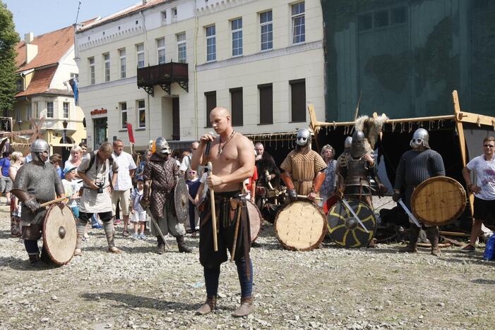 Kuršių ir vikingų stovykla