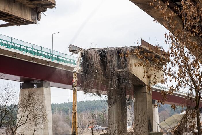 Nukrito vieno iš Kleboniškio tilto turėklai