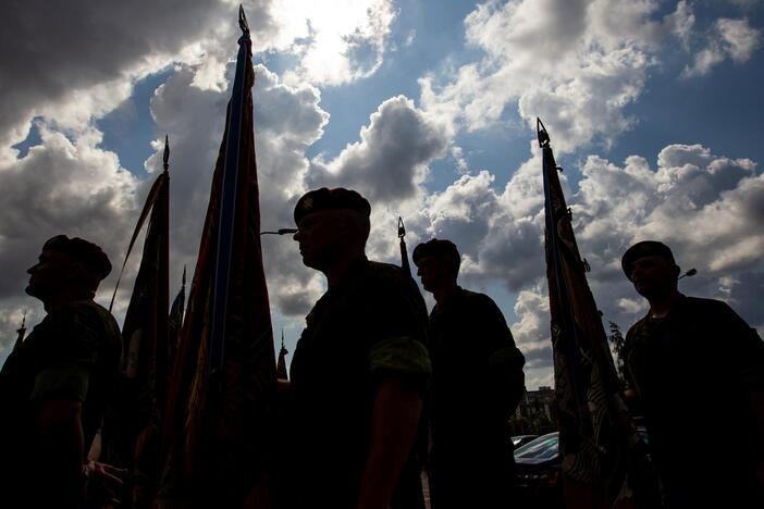 Sausumos pajėgų vado pareigų perdavimo ceremonija