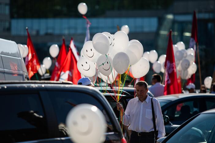 Šeimų maršo protestas prie Seimo