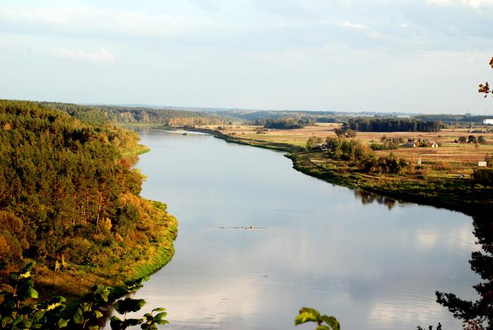 Gyventojai kėsinasi ir į Nemuno šlaitus