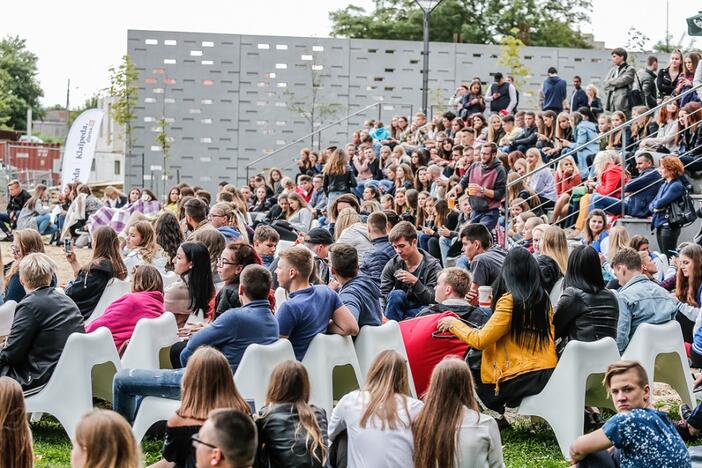 Populiarumas: tiek universitete, tiek ir kai kuriose uostamiesčio kolegijose slaugos studijos – tarp populiariausių.