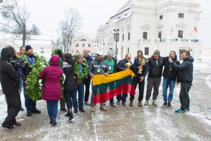 Poledinės žūklės čempionų sutikimas Kaune