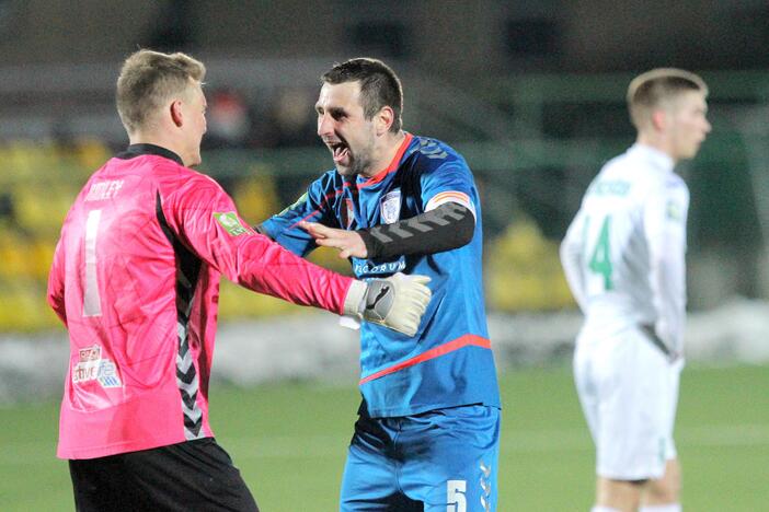 Lietuvos futbolo A lyga: „Kauno Žalgiris“– Kauno „Stumbras“ 1:2.