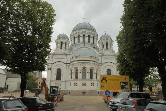 Įgulos bažnyčia laukia remonto