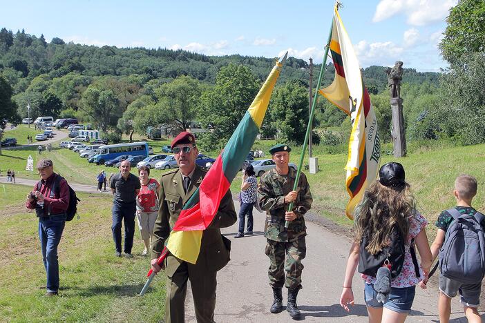 Tremtinių ir politinių kalinių sąskrydis Ariogaloje