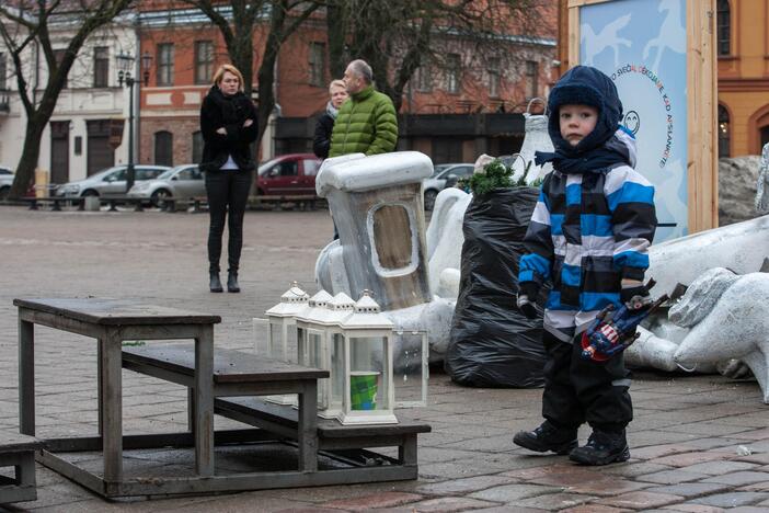 Kalėdų eglutės Kaune nebeliko