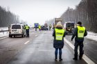 A2 kelyje susidūrė trys automobiliai ir trys vilkikai A2 kelyje susidūrė trys automobiliai ir trys vilkikai