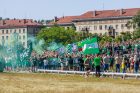 Krepšinio sirgaliai plūsta į areną Krepšinio sirgaliai plūsta į areną