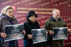 Protestas dėl premjero gatvės asfaltavimo Protestas dėl premjero gatvės asfaltavimo