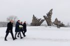 Holokausto aukų pagerbimas prie Kauno IX forto muziejaus Holokausto aukų pagerbimas prie Kauno IX forto muziejaus
