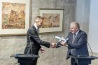KAM pasirašė sutartį dėl dronų kamikadzių įsigijimo Ukrainai KAM pasirašė sutartį dėl dronų kamikadzių įsigijimo Ukrainai