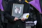 Poetas K. Navakas išlydimas į paskutinę kelionę Poetas K. Navakas išlydimas į paskutinę kelionę
