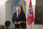 Apdovanoti kariai, padėję vykdyti afganistaniečių evakuaciją Apdovanoti kariai, padėję vykdyti afganistaniečių evakuaciją