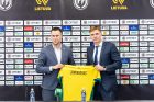 Pristatytas Lietuvos futbolo rinktinės treneris Pristatytas Lietuvos futbolo rinktinės treneris